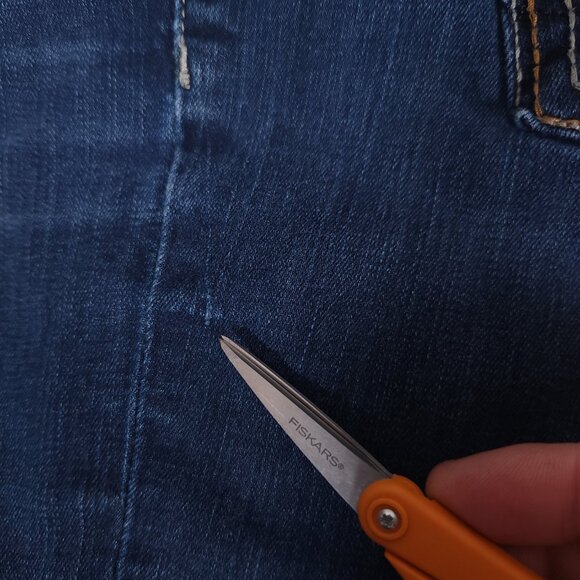 BKE Denim Kate Straight Blue Jeans Womens Size 28S x 29.5 Dark Wash Pants FLAWS - Picture 9 of 16